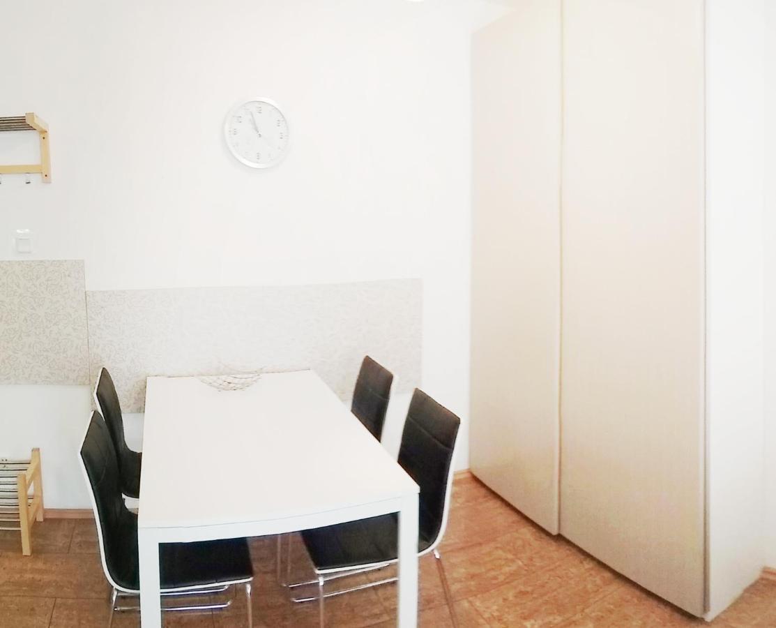 Ferienwohnung Zielone Tarasy Z Ogrodkiem Kolberg Exterior foto